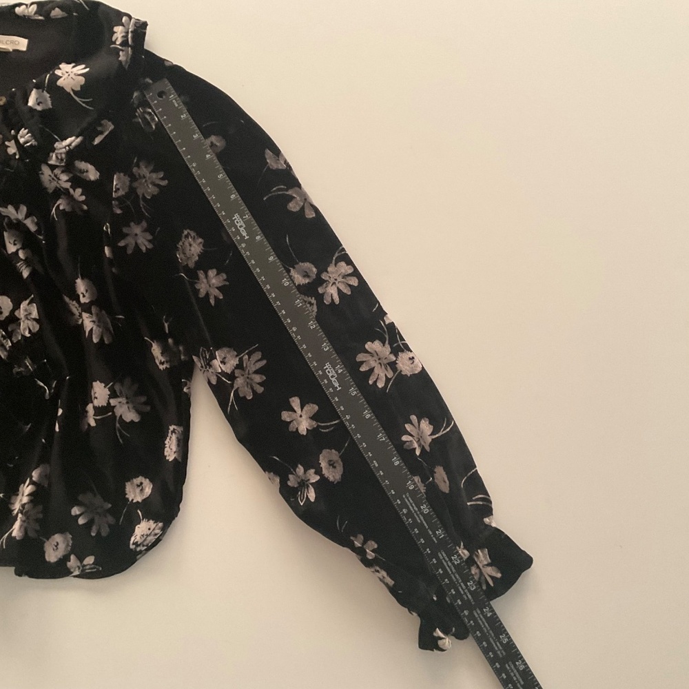 Pilcro Keira Velvet Blouse Sz M Black Floral Dark Romantic Victorian Boho Whimsi - Picture 7 of 13